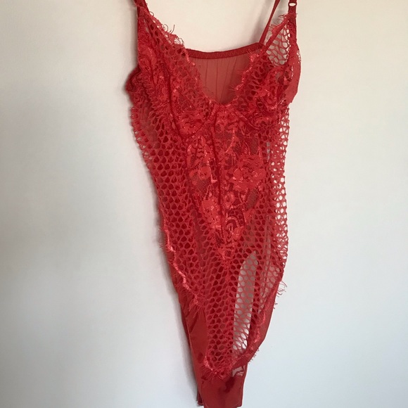Coral Lace Bodysuit - Picture 2 of 4